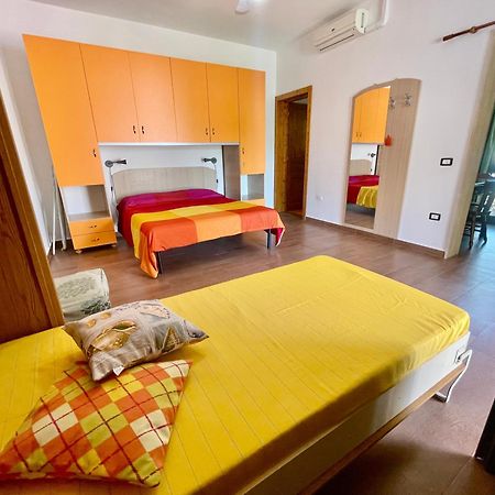 Villa Cucci Mono Luigi Casa Vacanze Torre Lapillo Exteriör bild