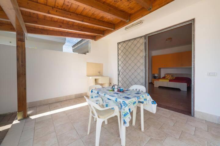 Villa Cucci Mono Luigi Casa Vacanze Torre Lapillo Exteriör bild