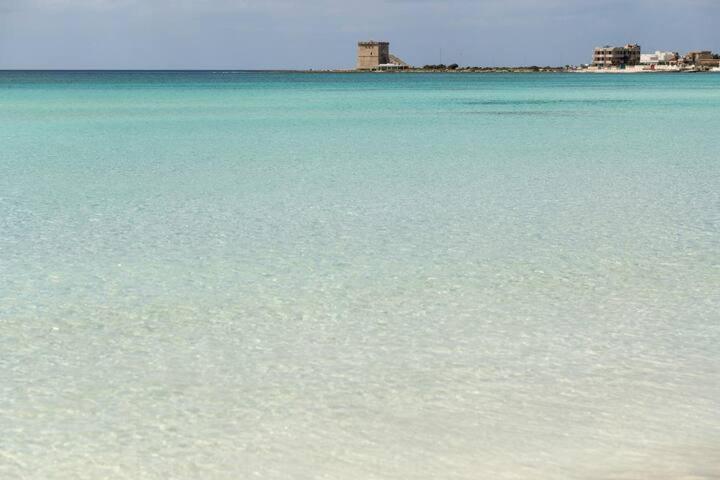 Villa Cucci Mono Luigi Casa Vacanze Torre Lapillo Exteriör bild